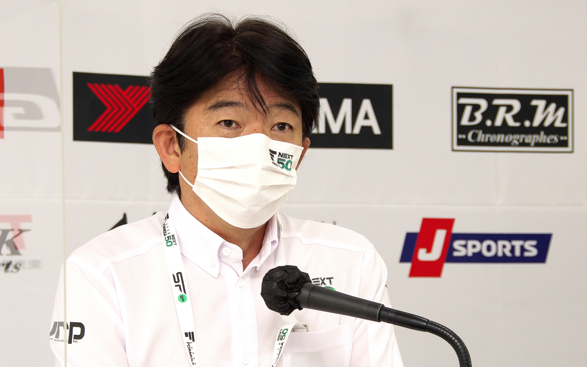 定例会見を行なう株式会社日本レースプロモーション 代表取締役社長 上野禎久氏