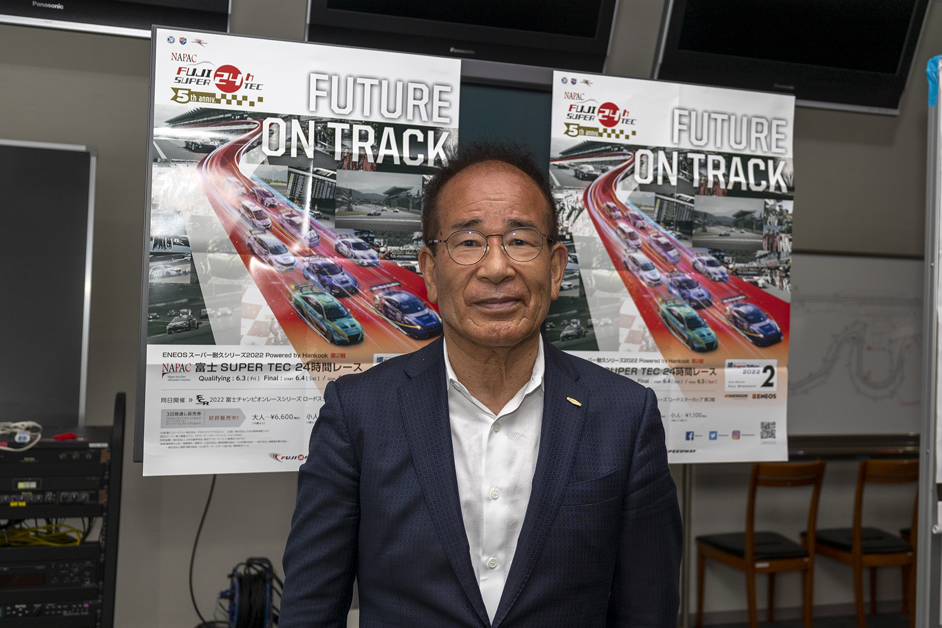 NAPAC代表の高瀬嶺生氏。NAPAC会員企業、スポーツシートメーカーのブリッド株式会社代表取締役だ