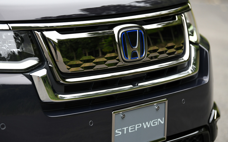 ホンダアクセス、新型「ステップワゴン」用純正アクセサリー 子育て