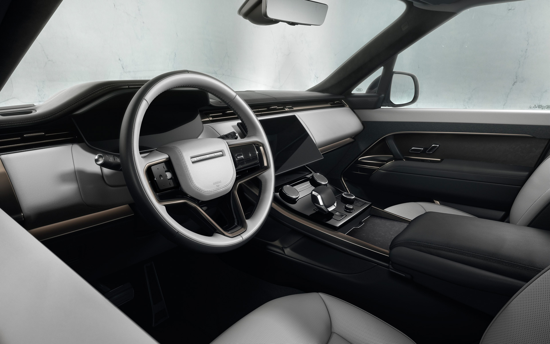 新型レンジローバースポーツのインテリア