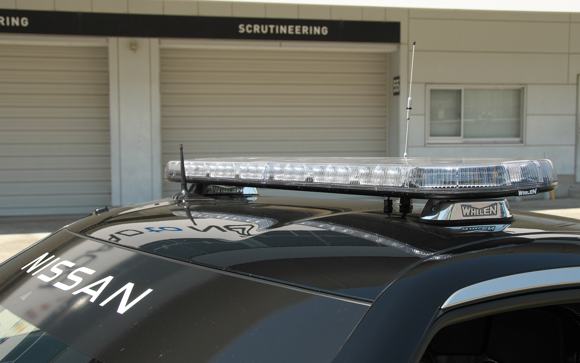 屋根上の灯火類