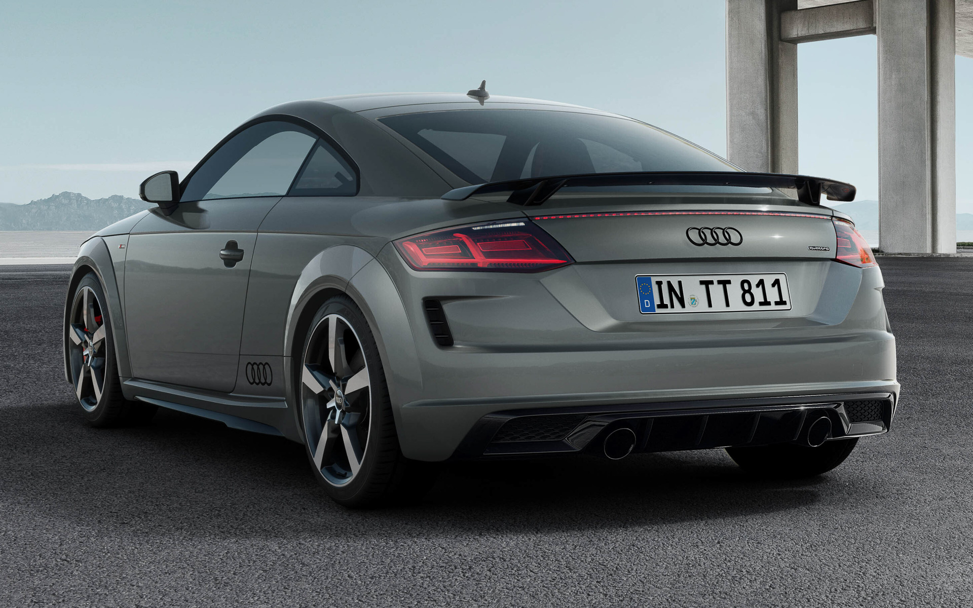 TTクーペ Sライン コンペティションプラス