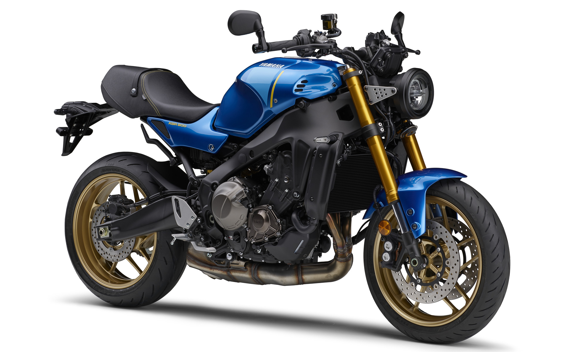 XSR900 ABS、ボディカラーはブルー