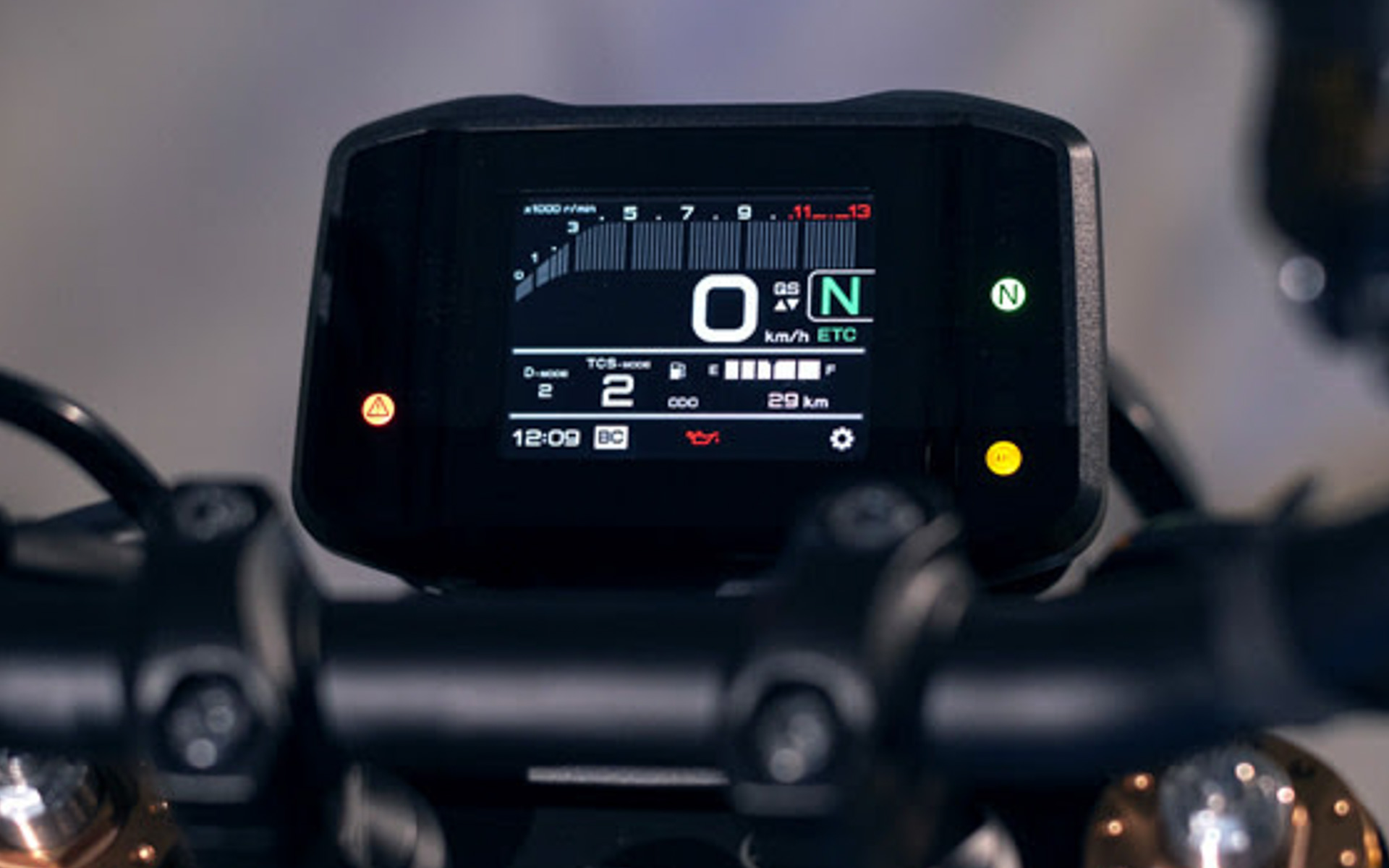 3.5インチフルカラーTFTメーター