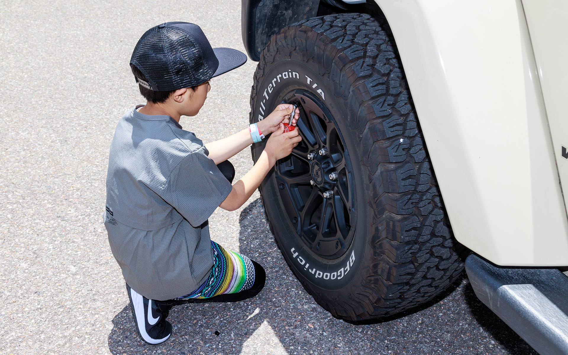 子供たちもセルフチェックを全力でお手伝い