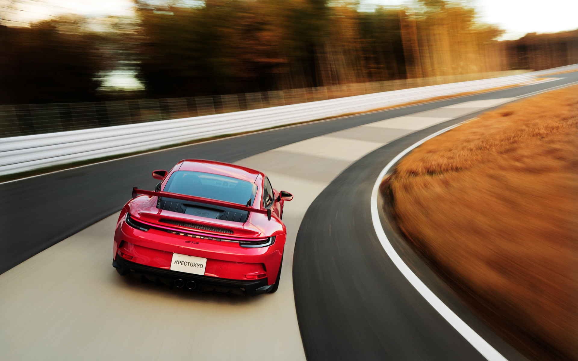 ポルシェ・エクスペリエンスセンター東京