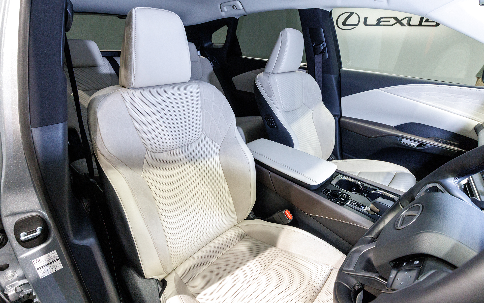 フロントシート