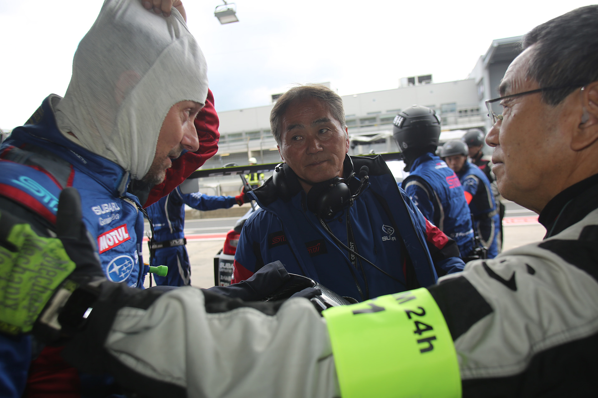 レーススタート後、約11時間経過した深夜に発生したアクシデントでリタイアとなったが、また来年のチャレンジに期待したい