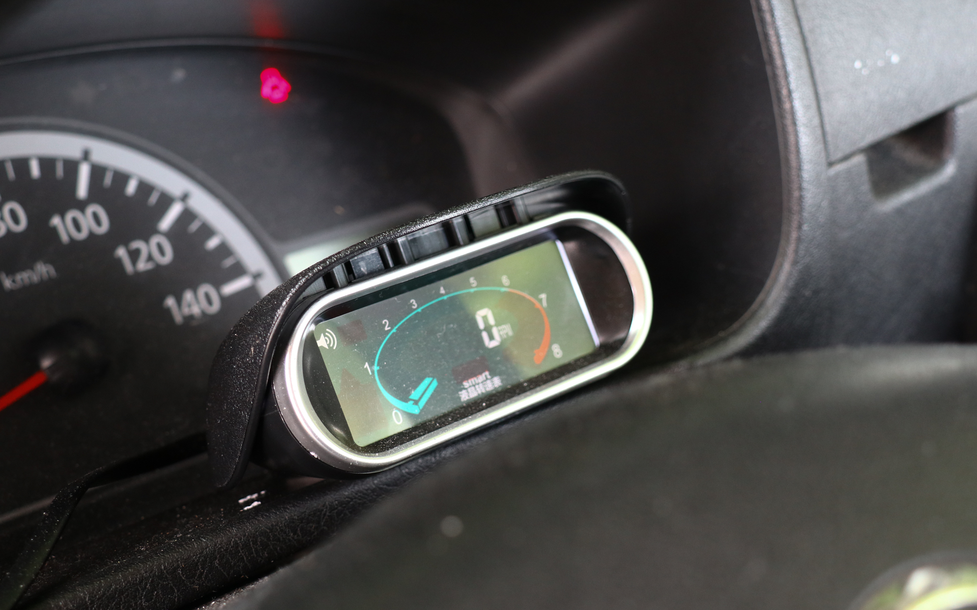 ネットで買った一部中国語表記のデジタルタコメーター