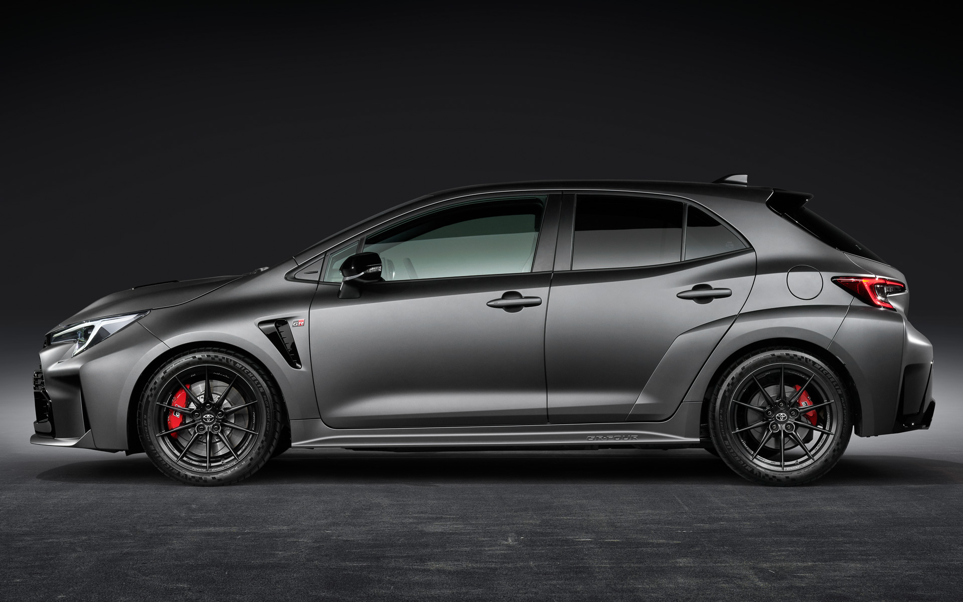 GRカローラ モリゾウエディション