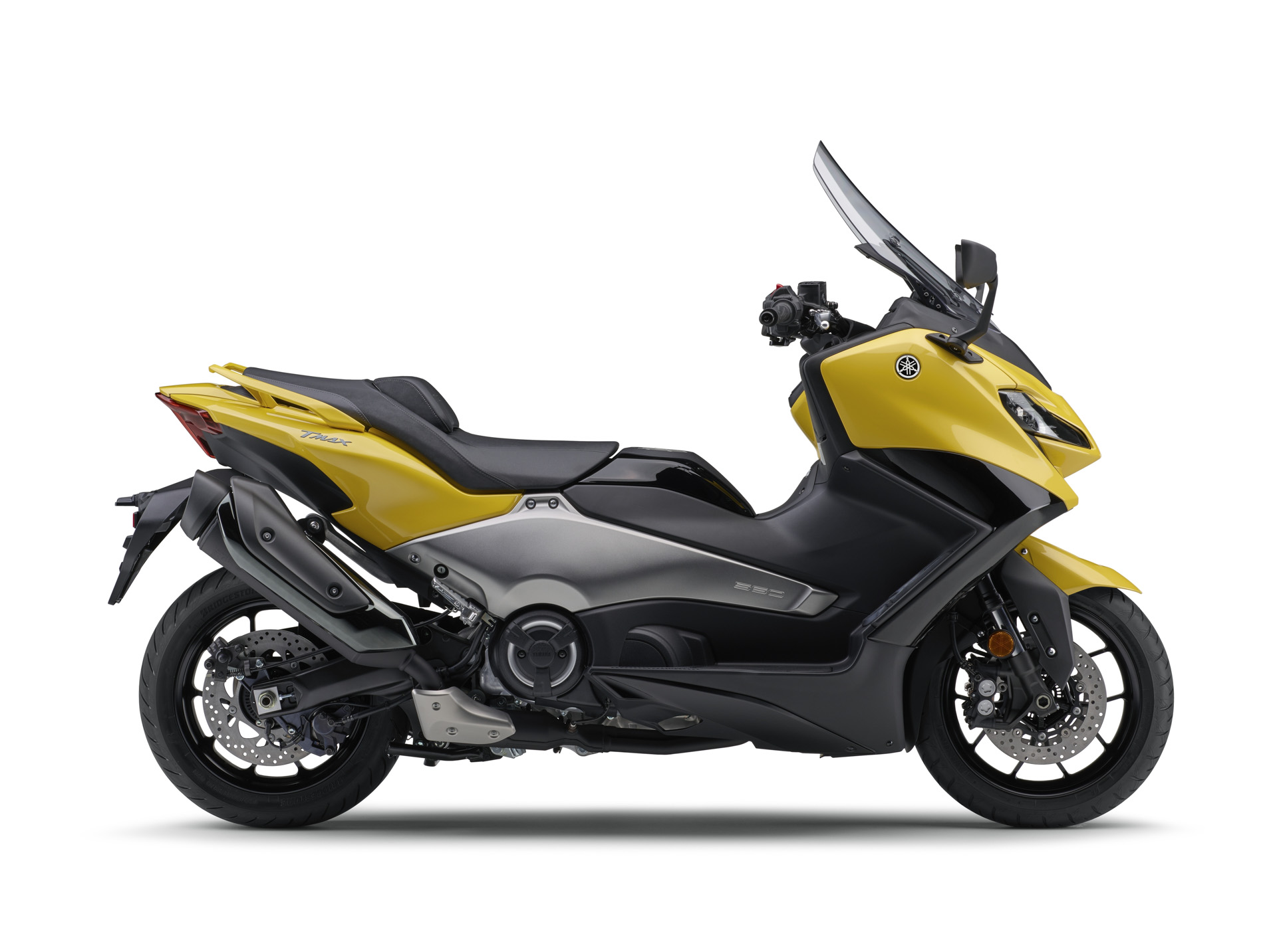 「TMAX560 ABS」イエロー