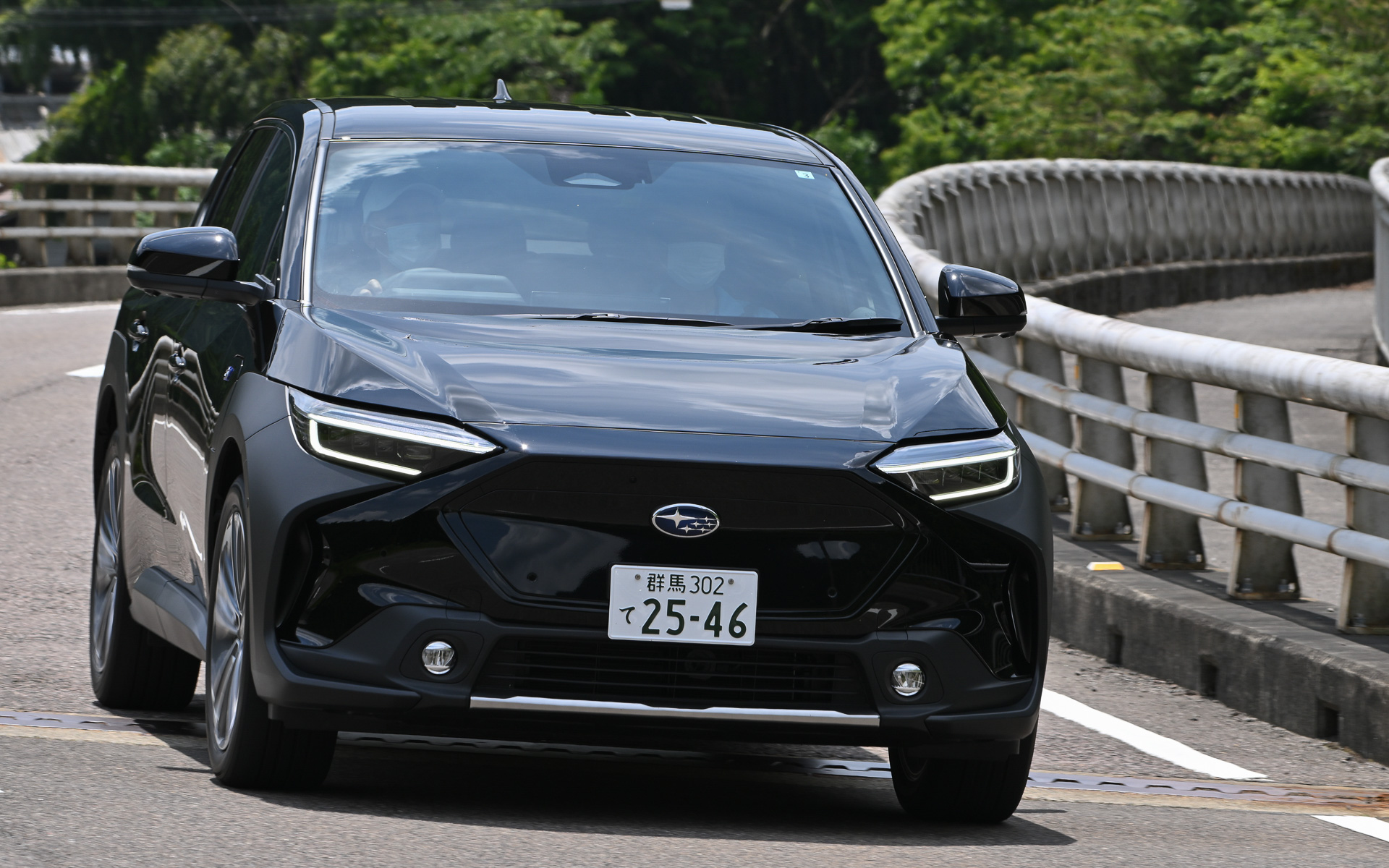 バッテリEVらしく、エンジンノイズと振動のない移動空間は一クラス上の感触