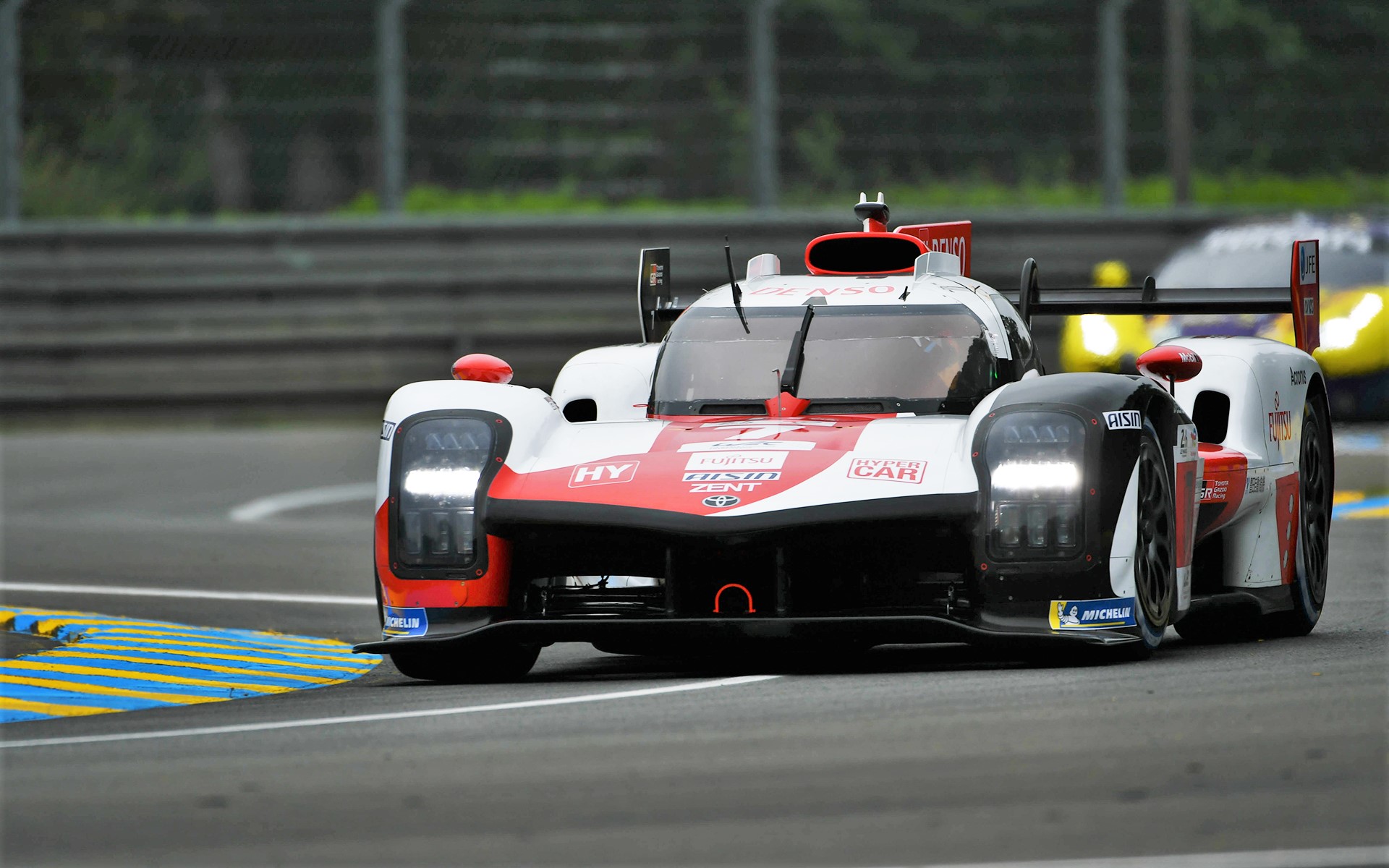 「第90回ル・マン24時間レース」のテストデーが実施された。午前と午後の計2回の練習走行では、昨年優勝しているTOYOTA GAZOO RACINGの「GR010 HYBRID 7号車」がトップタイムをマークした