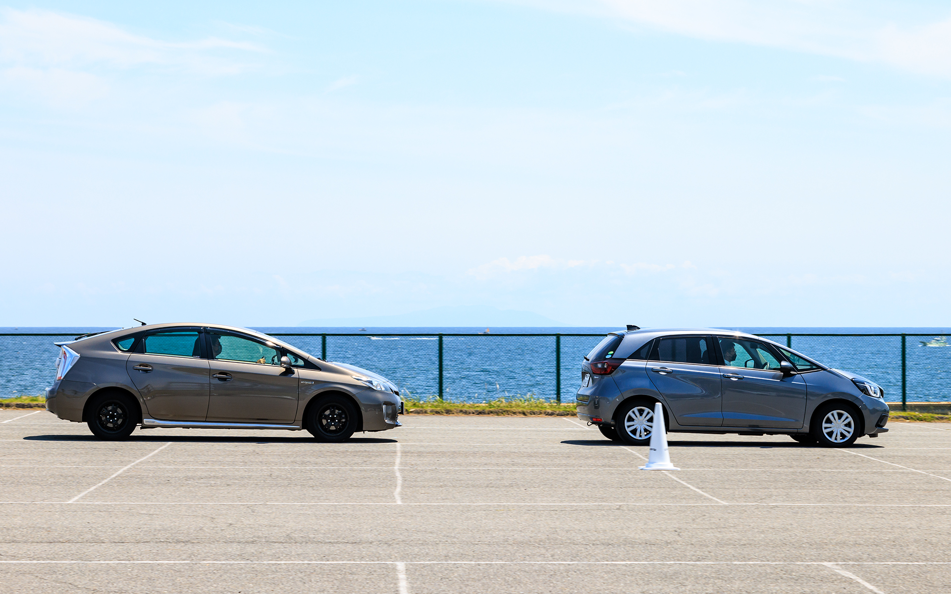 約50km/h走行時はこのぐらいの距離感で検知