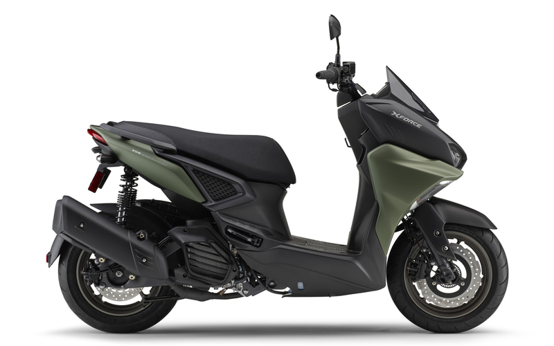 ヤマハ、155cm 3 エンジン搭載の軽二輪スクーターの新モデル「X FORCE ヤマハ、155cm 3 エンジン搭載の軽二輪スクーターの新モデル「X FORCE