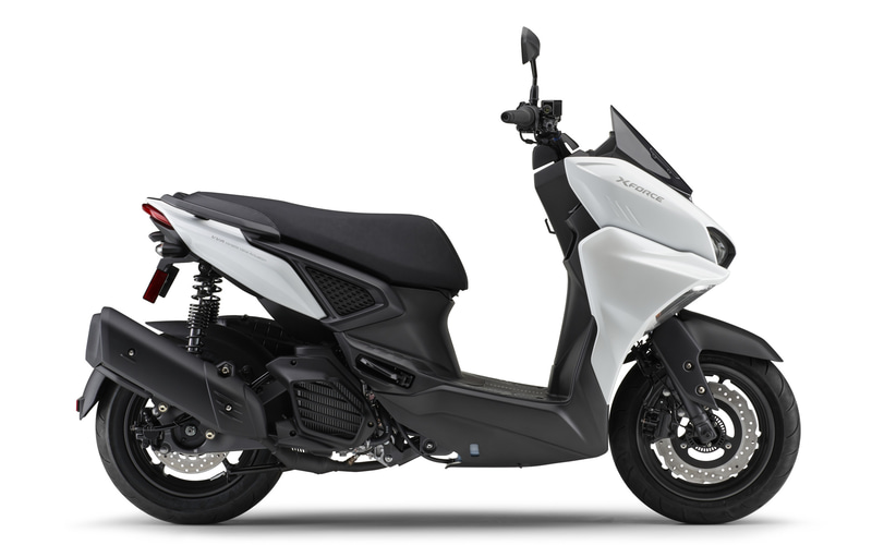 ヤマハ、155cm 3 エンジン搭載の軽二輪スクーターの新モデル「X FORCE