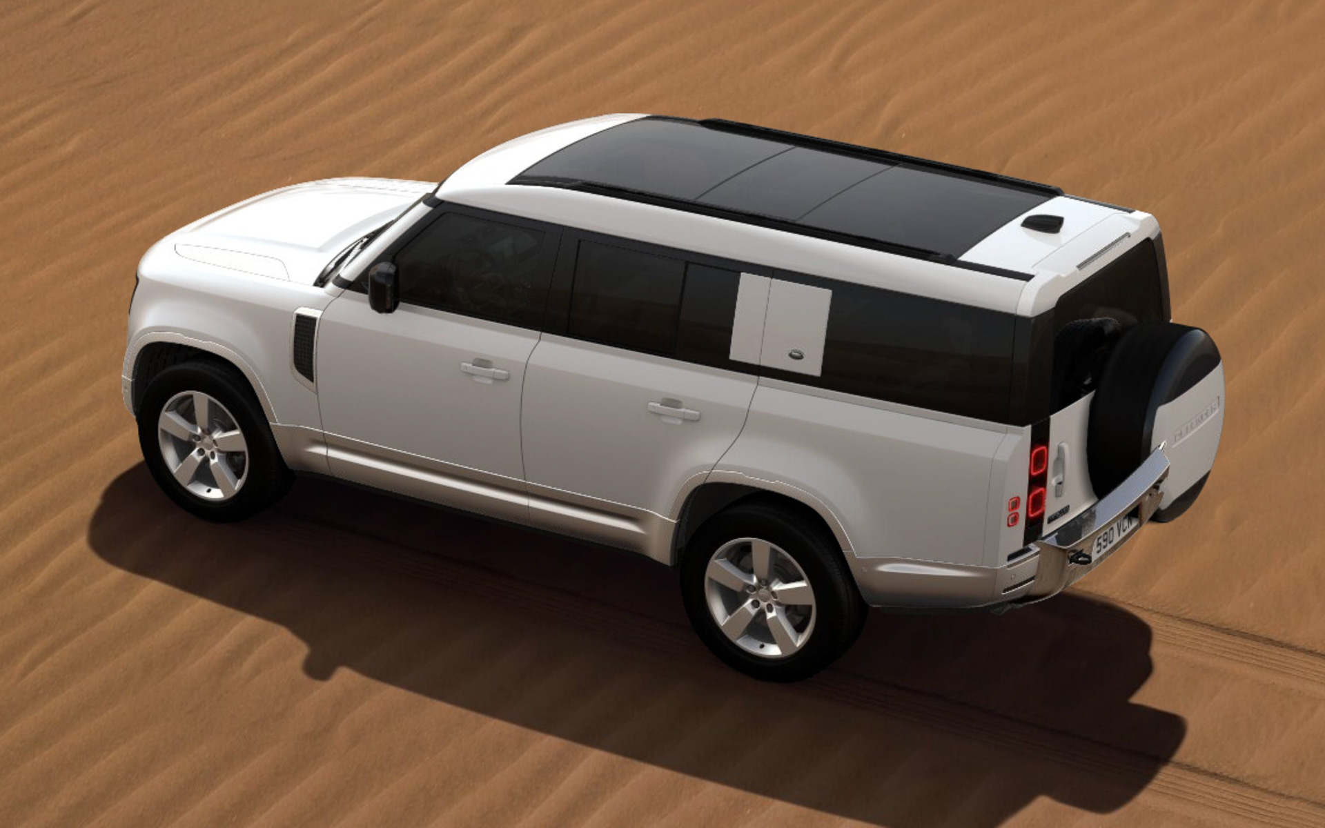 130 ローンチエディション（ボディカラー：フジホワイト）