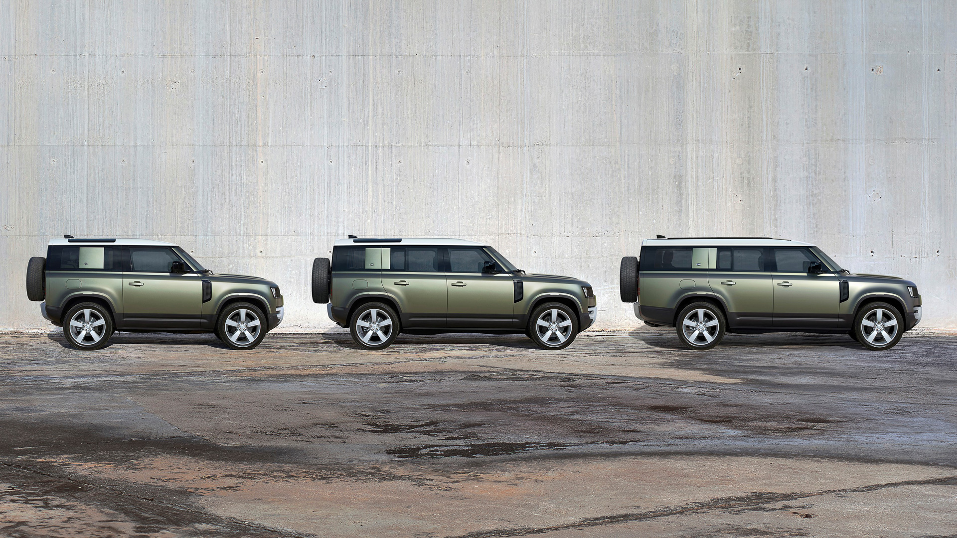 ボディサイズ比較、左から90、110、130