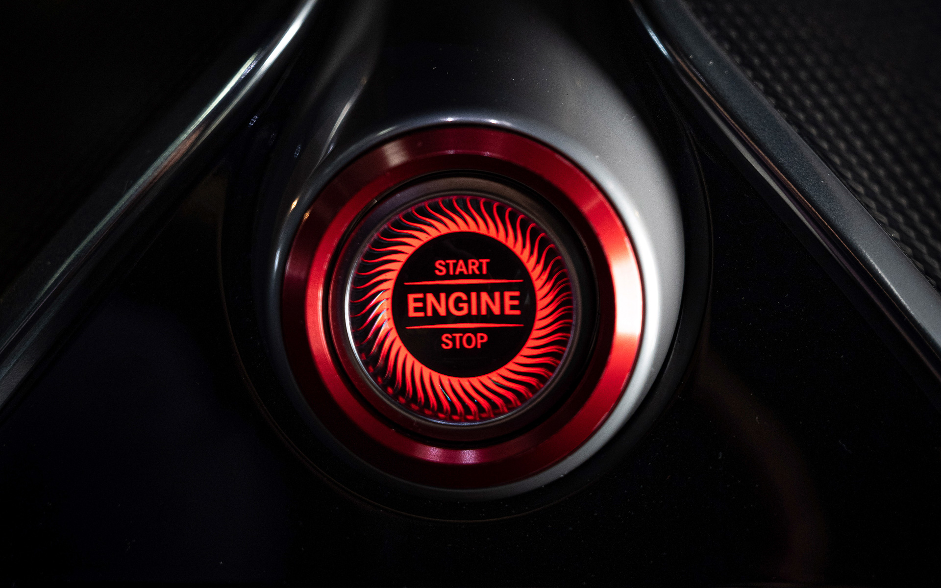 エンジンスタートボタン