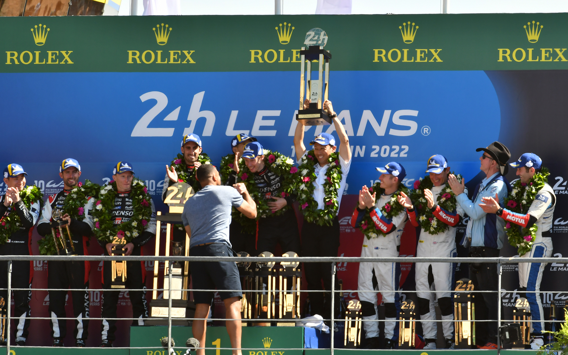 計5177kmを走りぬいて8号車が優勝、7号車が2位とGR010 HYBRIDが1-2フィニッシュ