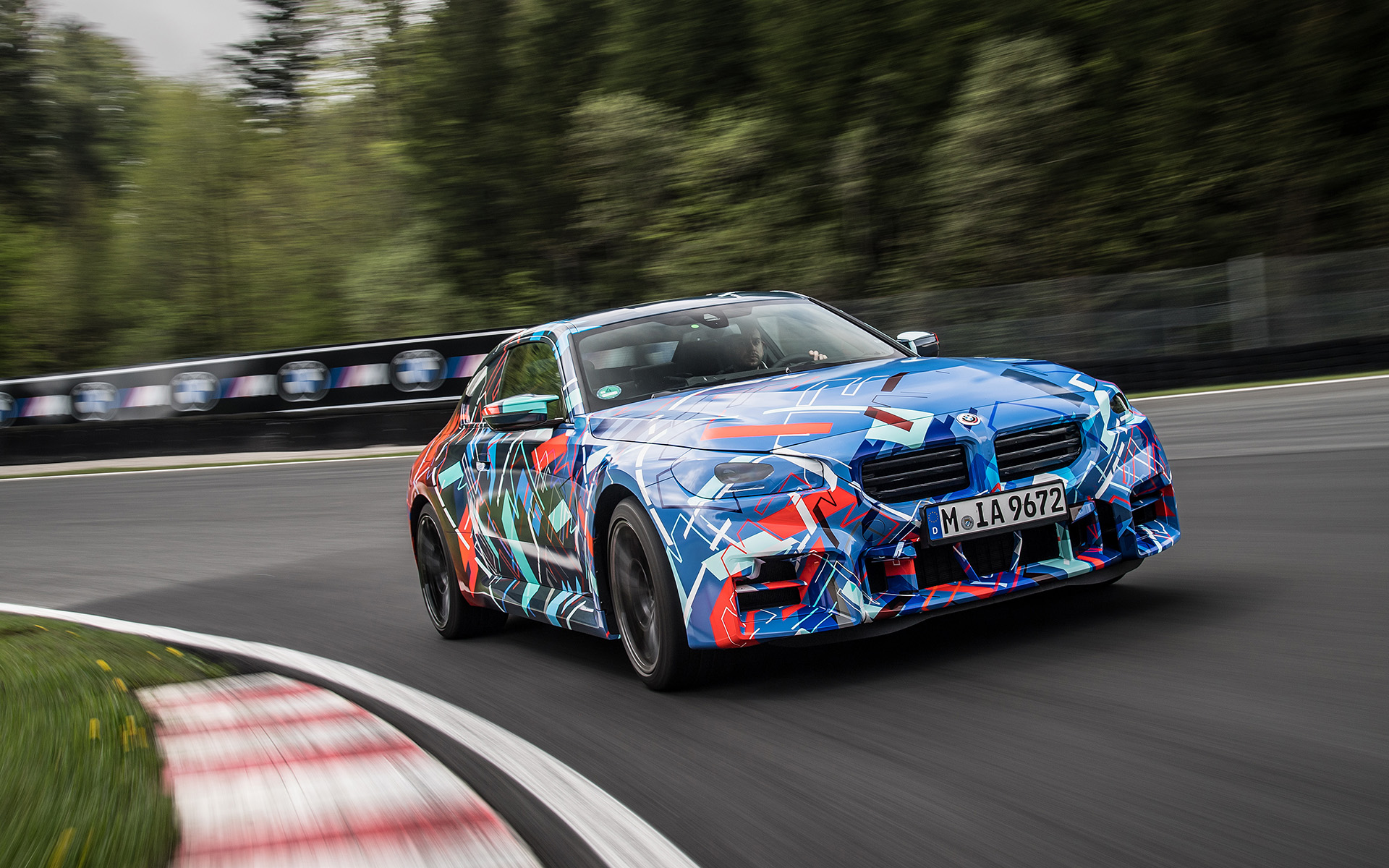 新型「M2」を10月にワールドプレミア