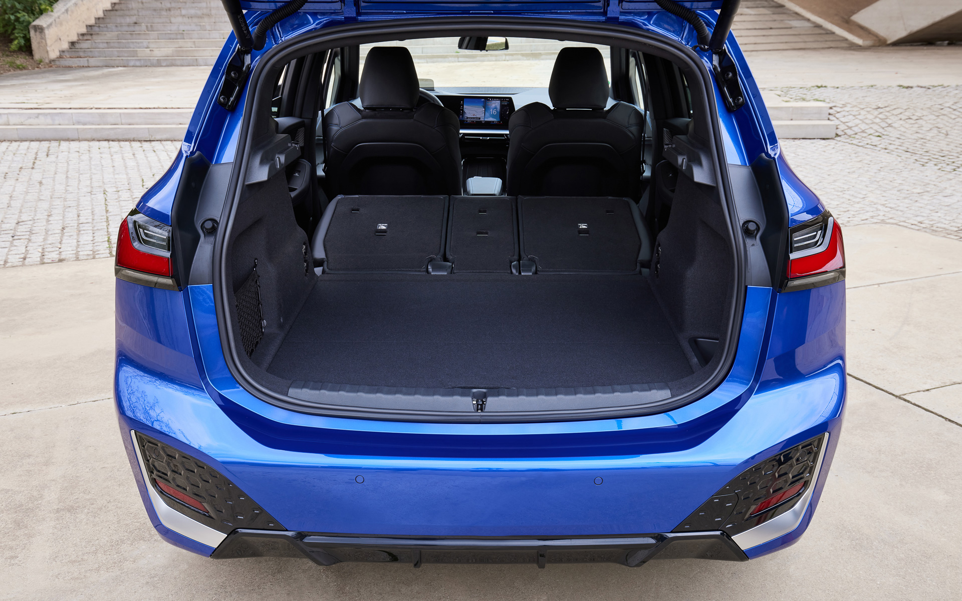 ラゲッジスペースのレイアウト例