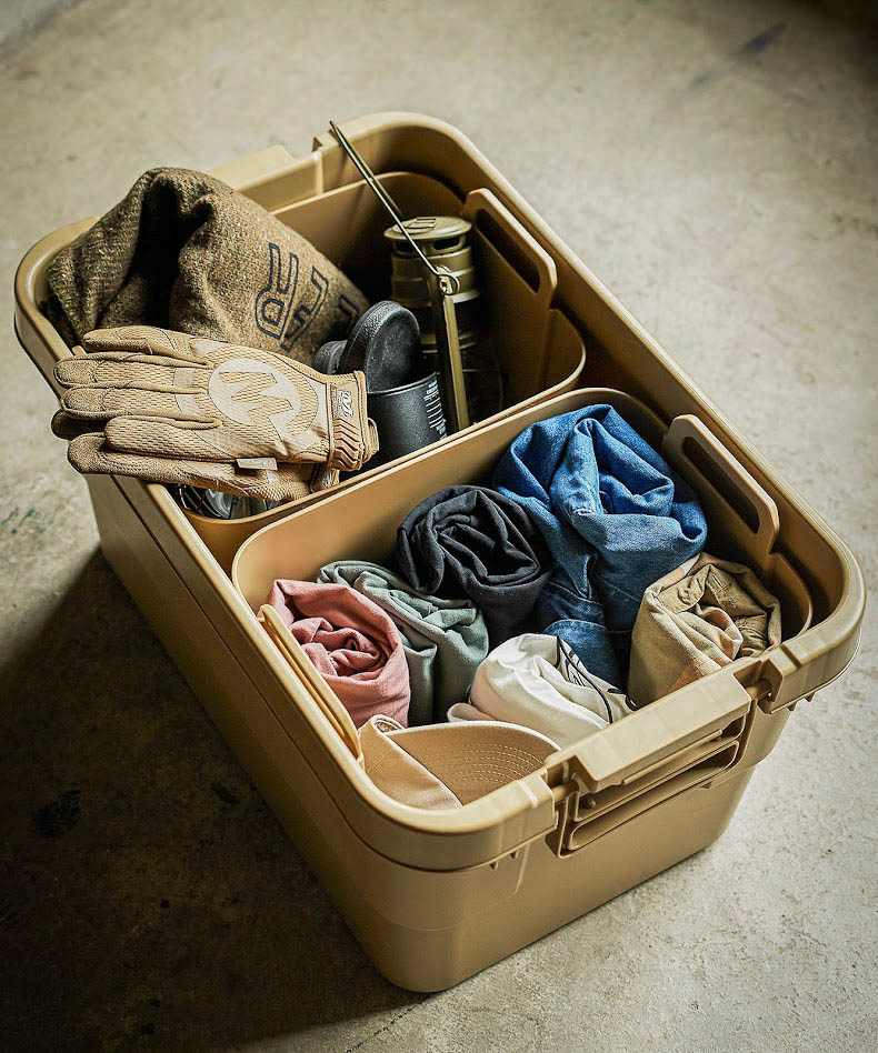 50Lのトランクカーゴに入れたり、単体で使ったり、積み重ねることもできる