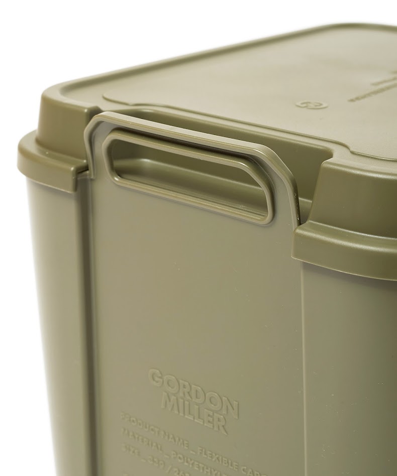 フレキシブルカーゴのサイズは339×292×263mm（幅×高さ×奥行き）、容量は18L、耐荷重は10kg