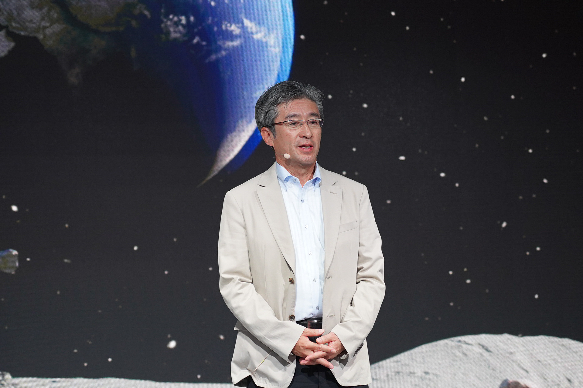 インテル株式会社 代表取締役社長 鈴木国正氏