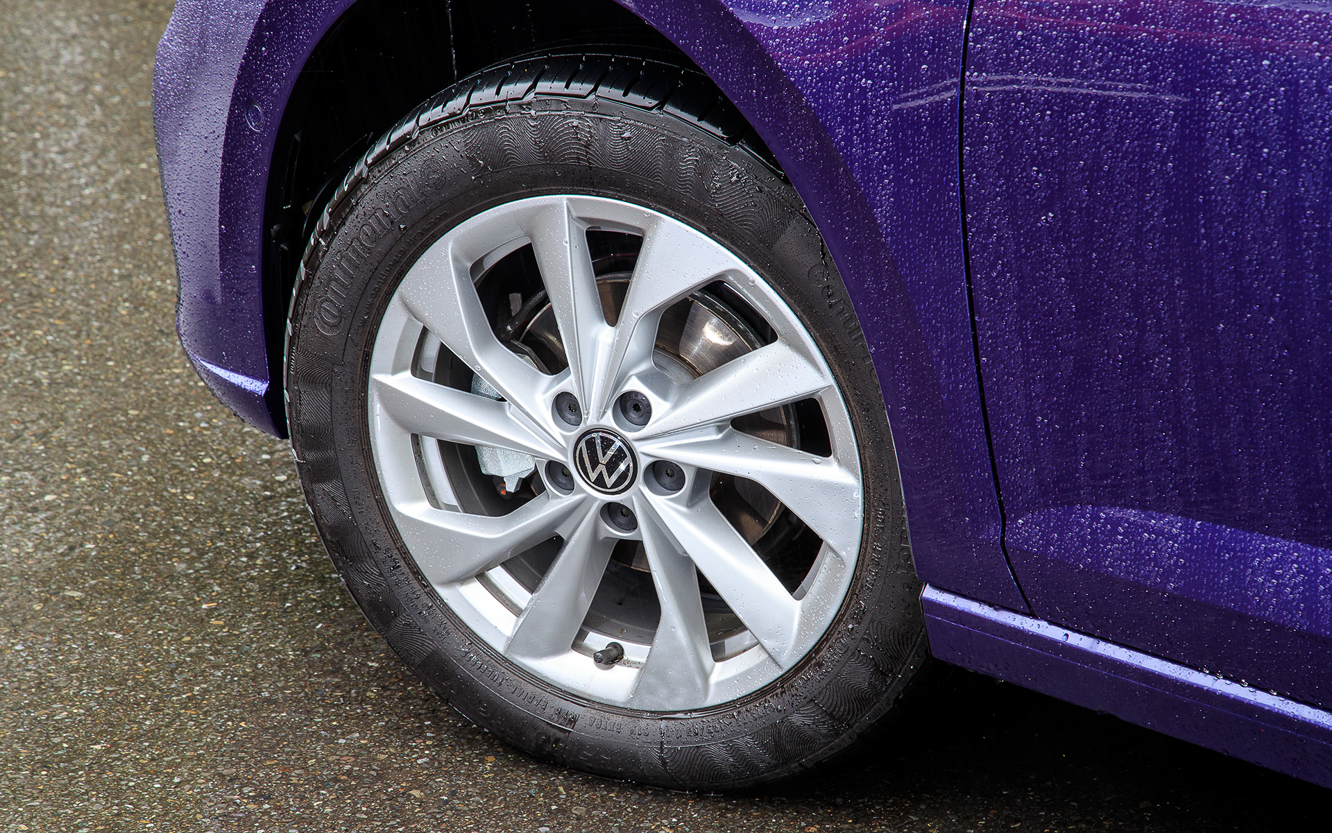 スタイルは16インチタイヤを装着