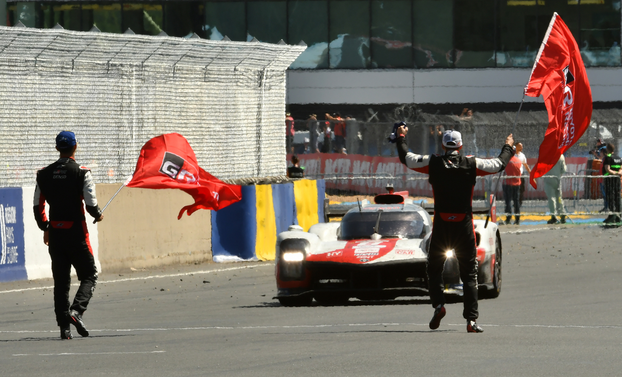 第90回ル・マン24時間はTOYOTA GAZOO RACINGの8号車（セバスチャン・ブエミ/ブレンドン・ハートレー/平川亮組）が優勝で幕を閉じた