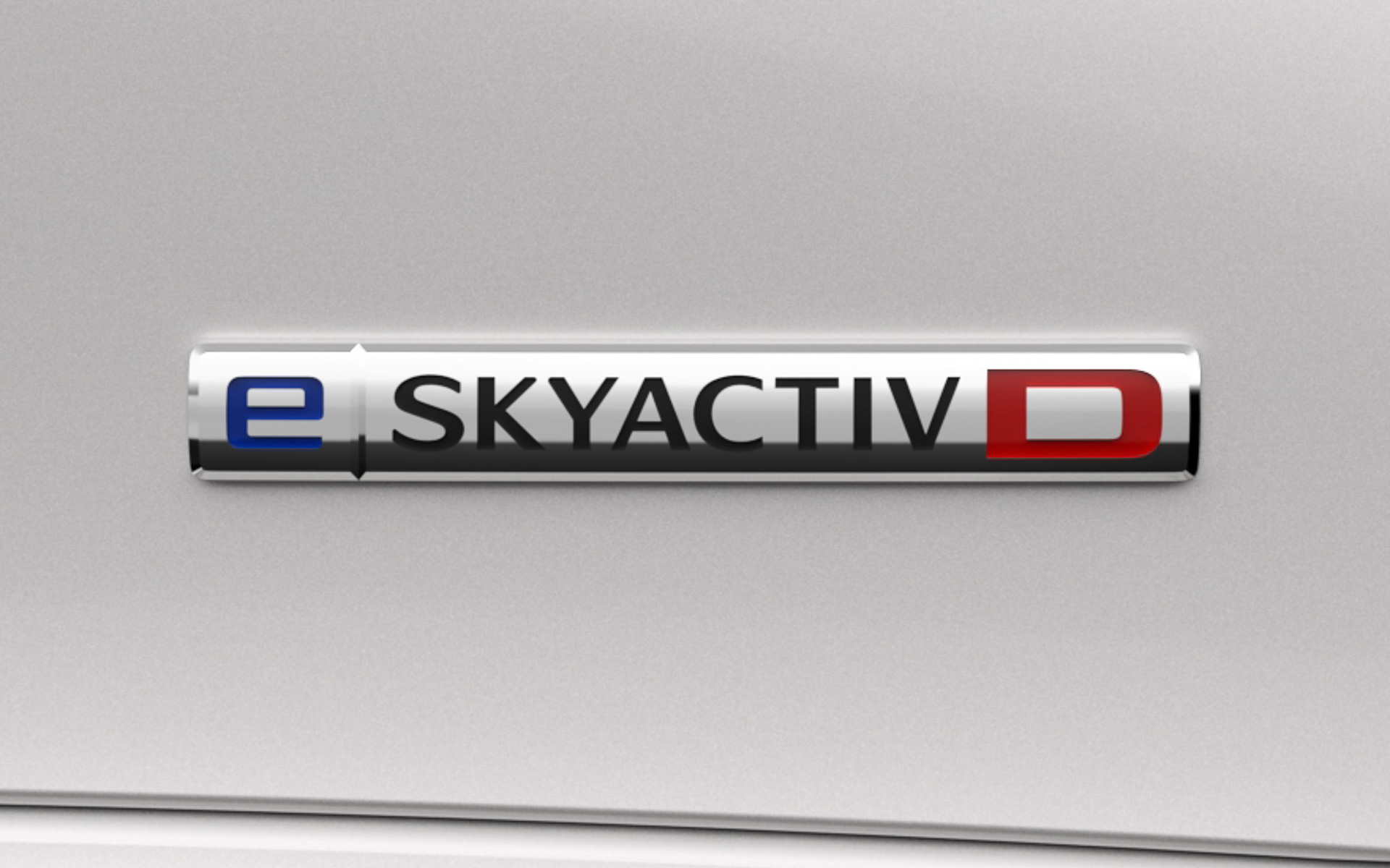 48Vマイルドハイブリッドモデル「e-SKYACTIV D」のエンブレム
