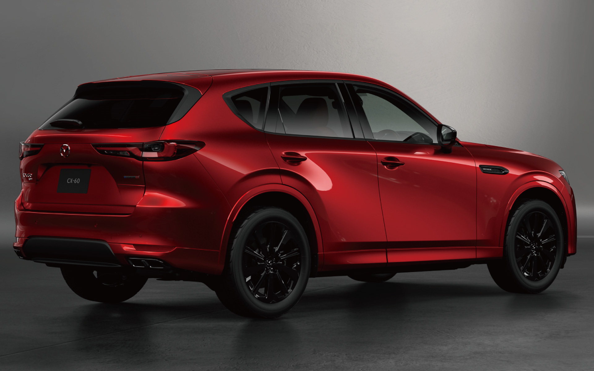 ボディサイドには骨格の動きに連動する大胆な光の動きを再現