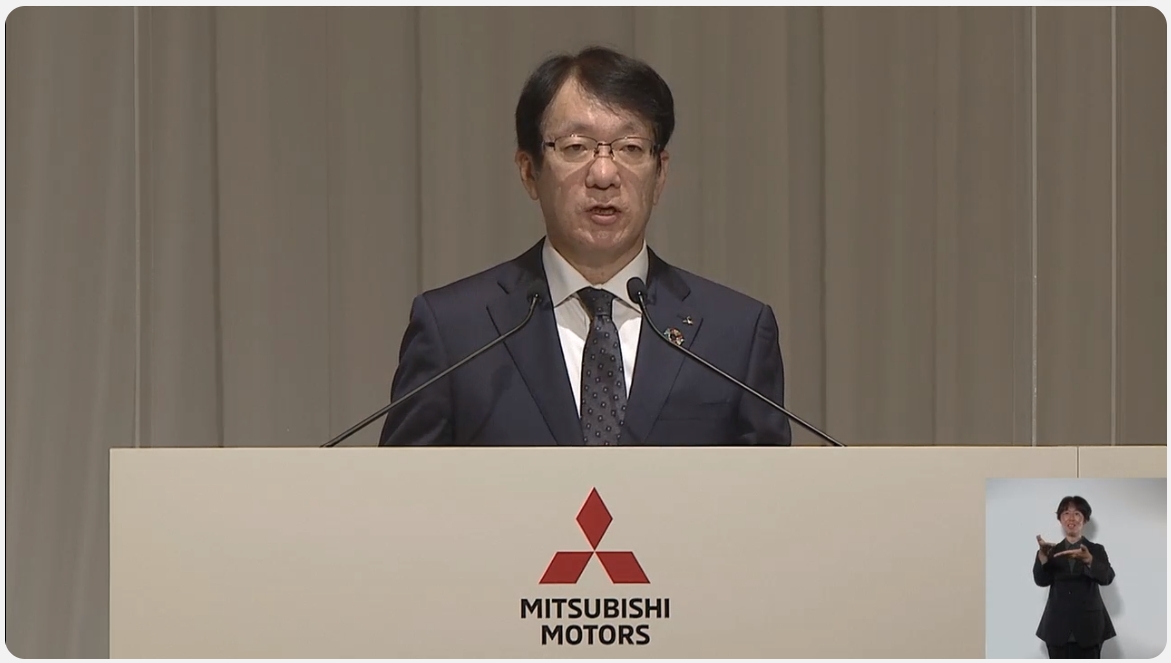 三菱自動車工業の第53回定時株主総会で議長を務めた三菱自動車工業株式会社 代表執行役社長 兼 最高経営責任者 加藤隆雄氏