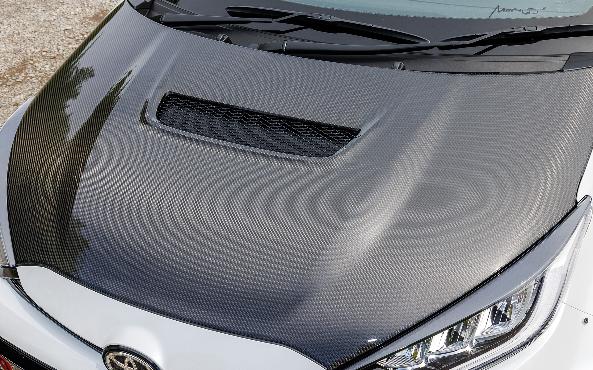 カーボンボンネット