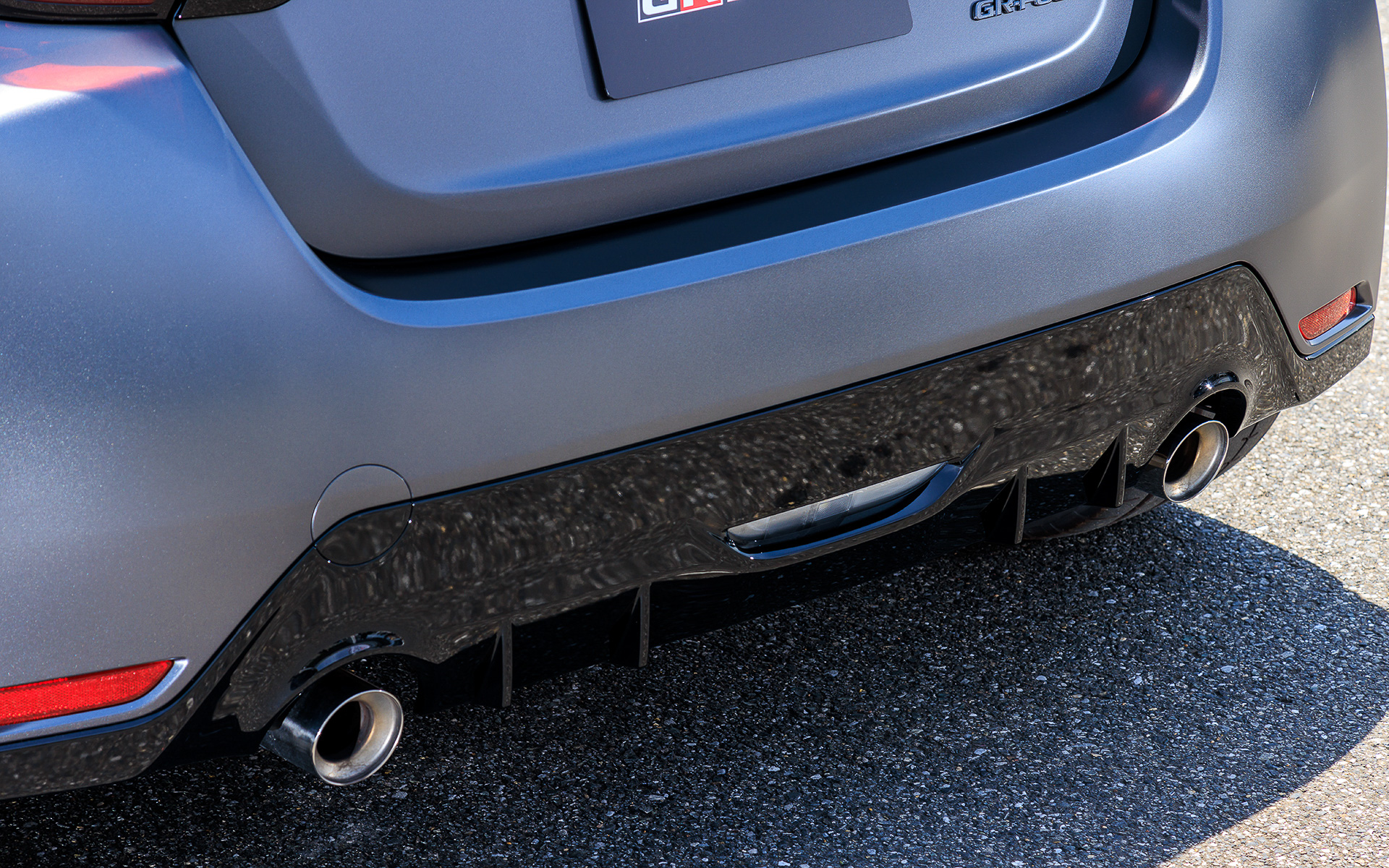 リアディフューザーまわり