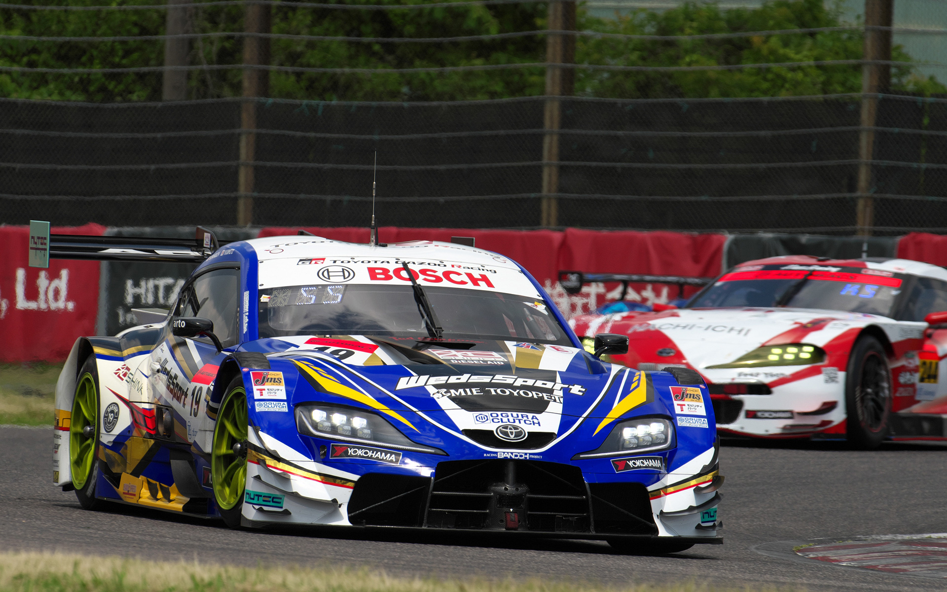 GT500は19号車 WedsSport ADVAN GR Supraが第3戦までに2戦でポール獲得と一発の速さを見せつける