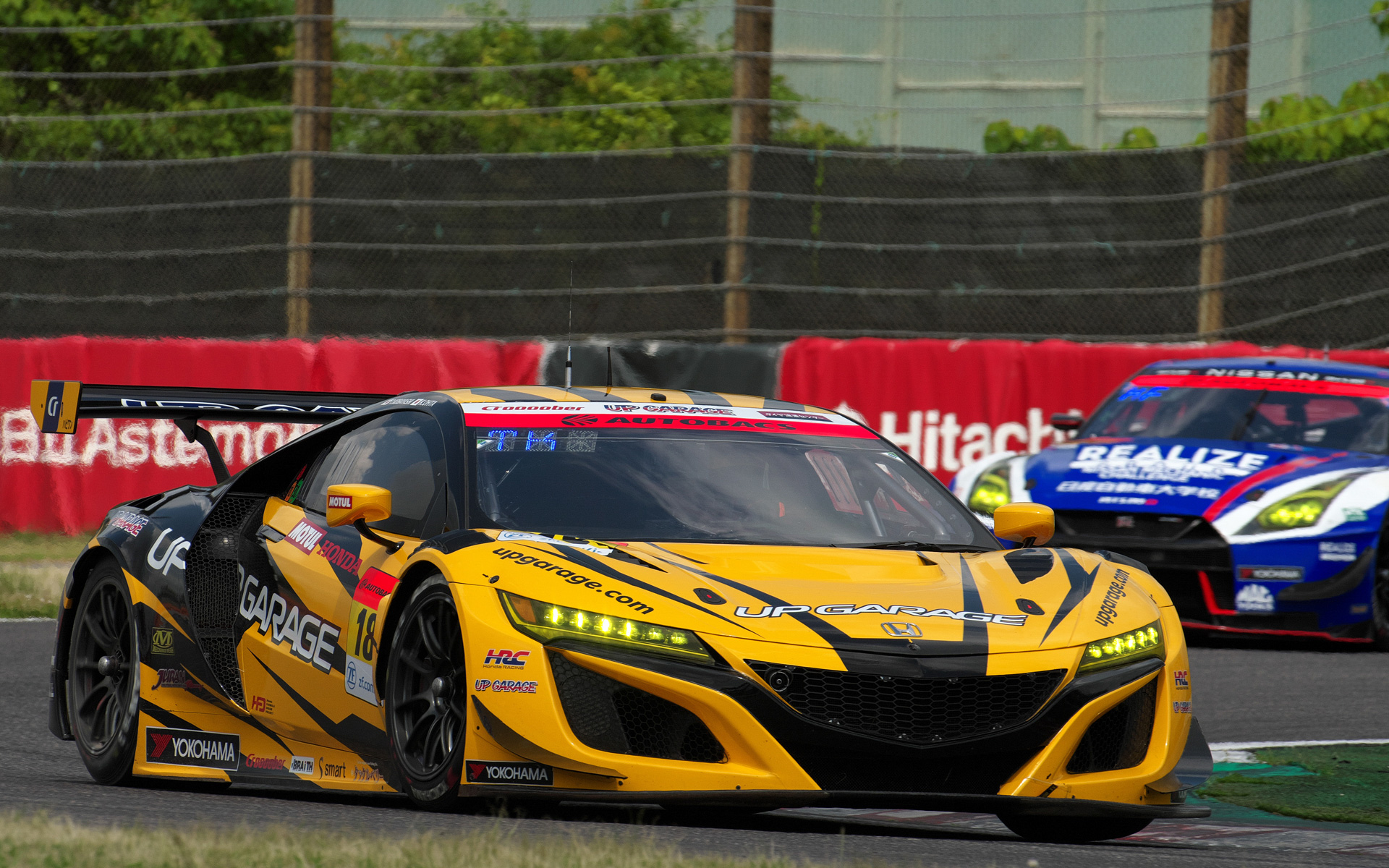 GT300では15台のマシンが横浜ゴムのタイヤを装着する