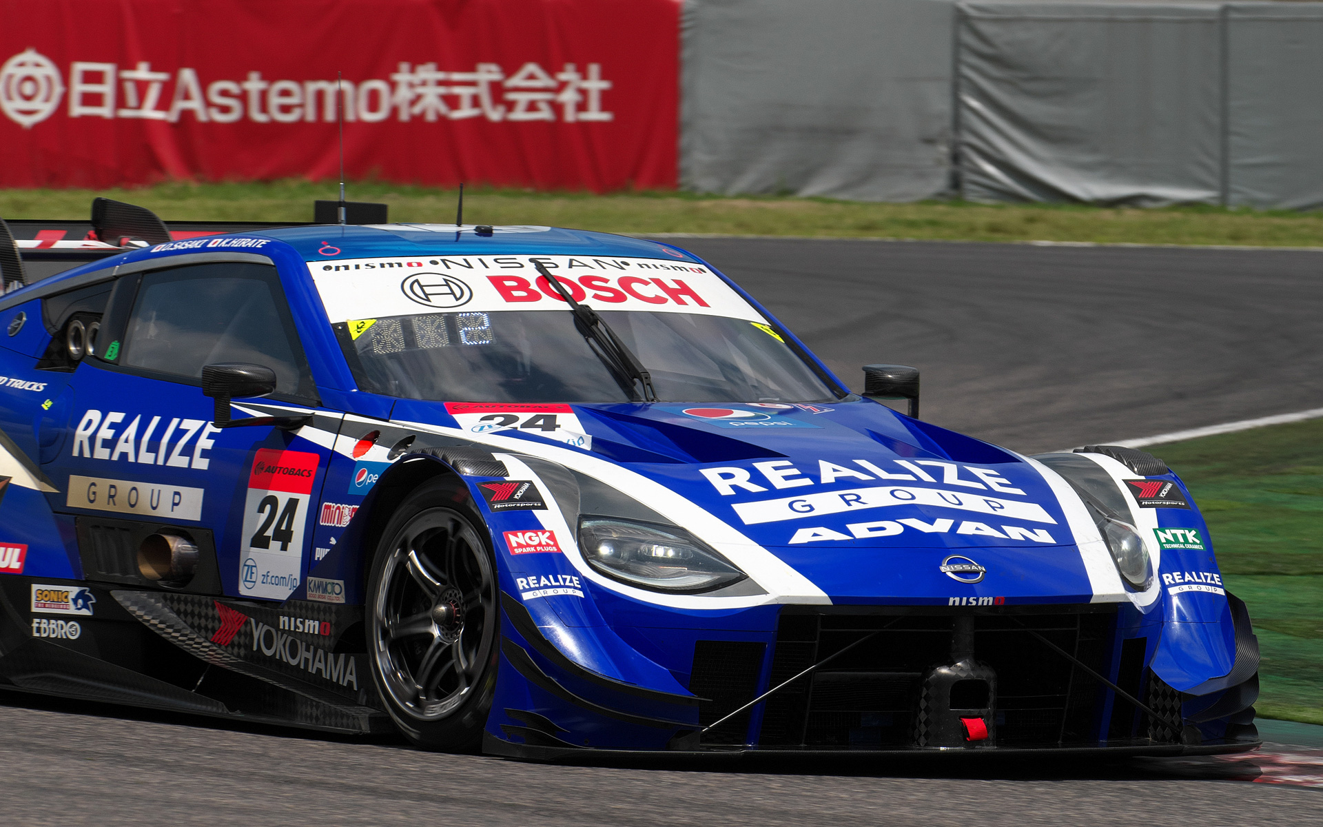 24号車 リアライズコーポレーション ADVAN Z（佐々木大樹/平手晃平組）