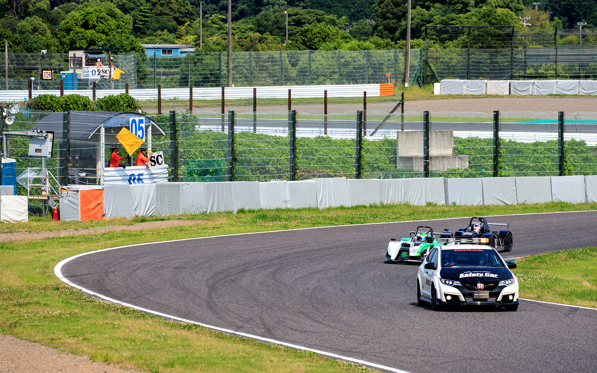 セーフティカー導入