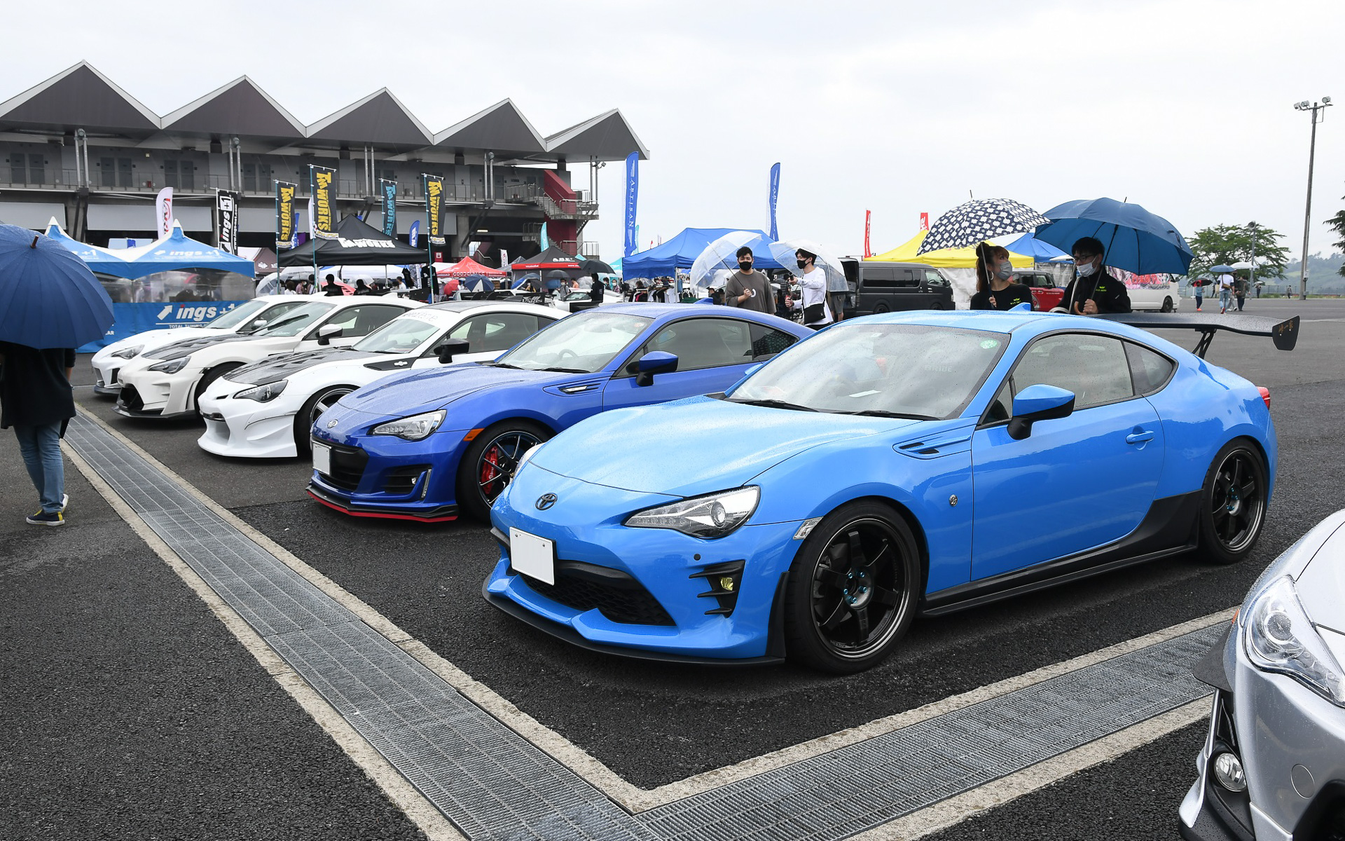 愛車自慢駐車場