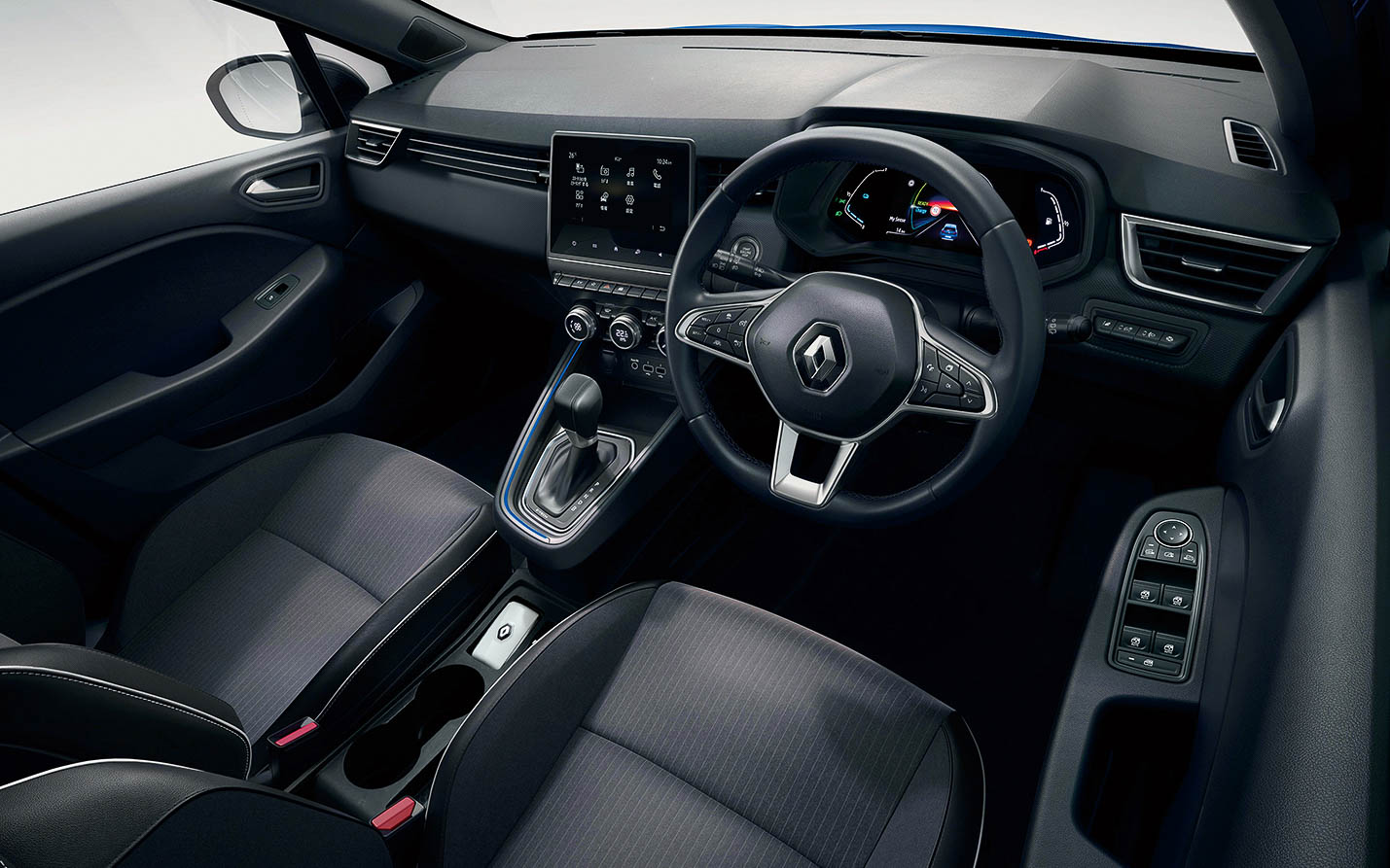 ルーテシア E-TECH HYBRID（329万円）のダッシュボード