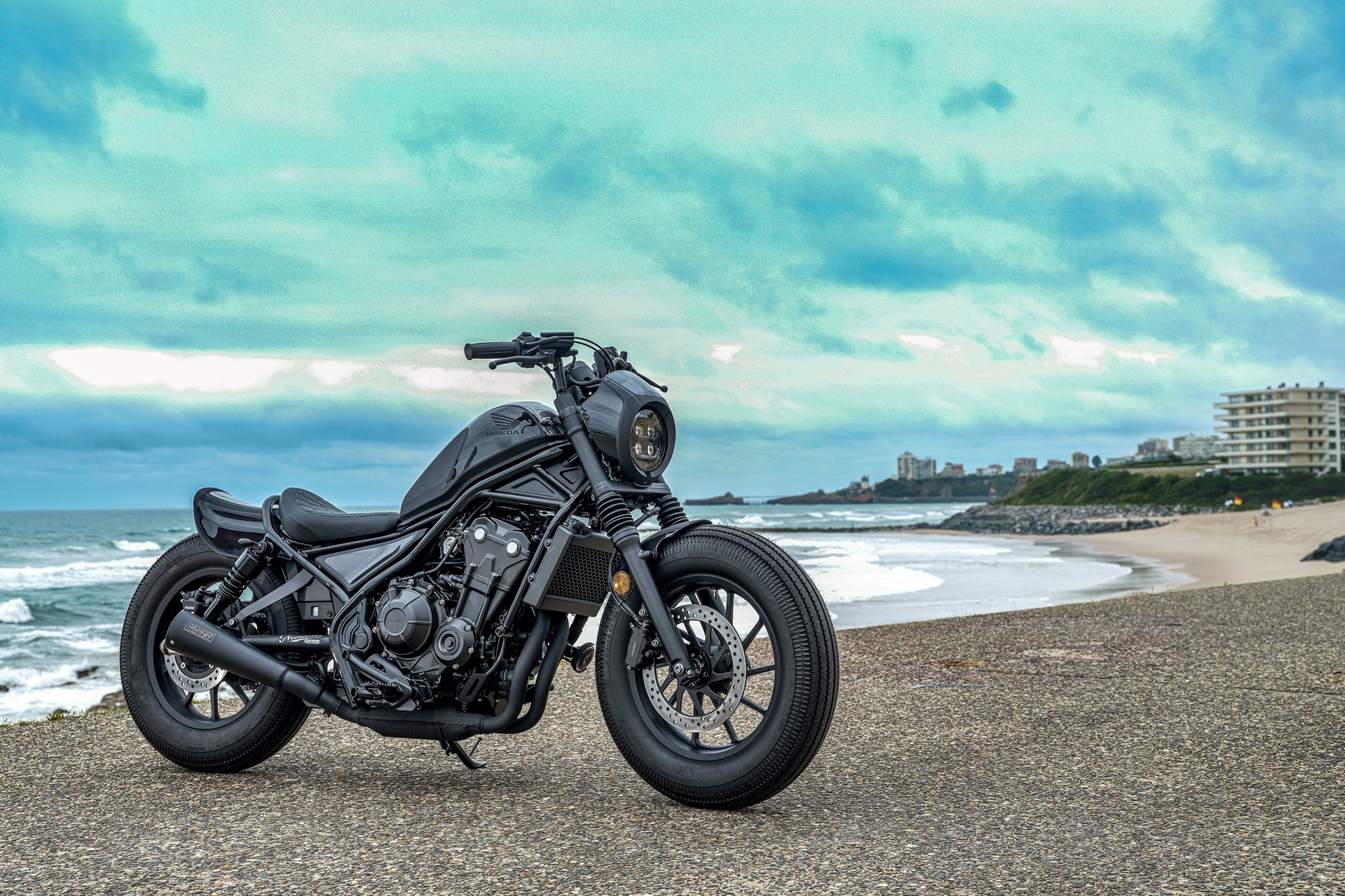 Mikuniguro Honda Customs