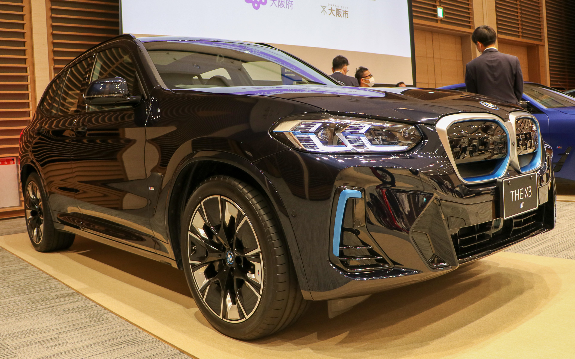 BMW iX3 M スポーツ