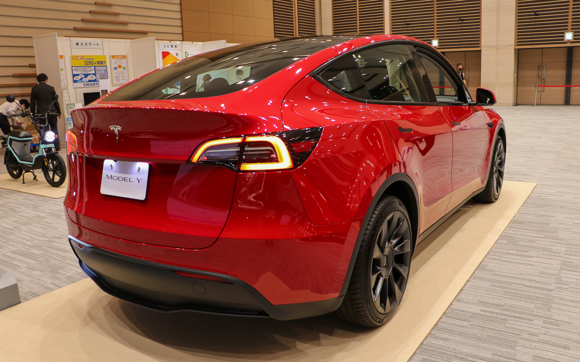 テスラ モデルY