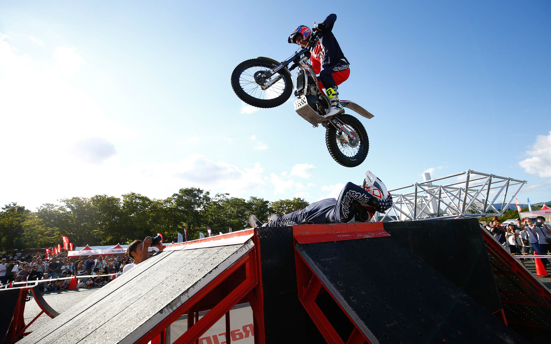 トライアルバイクショーのイメージ