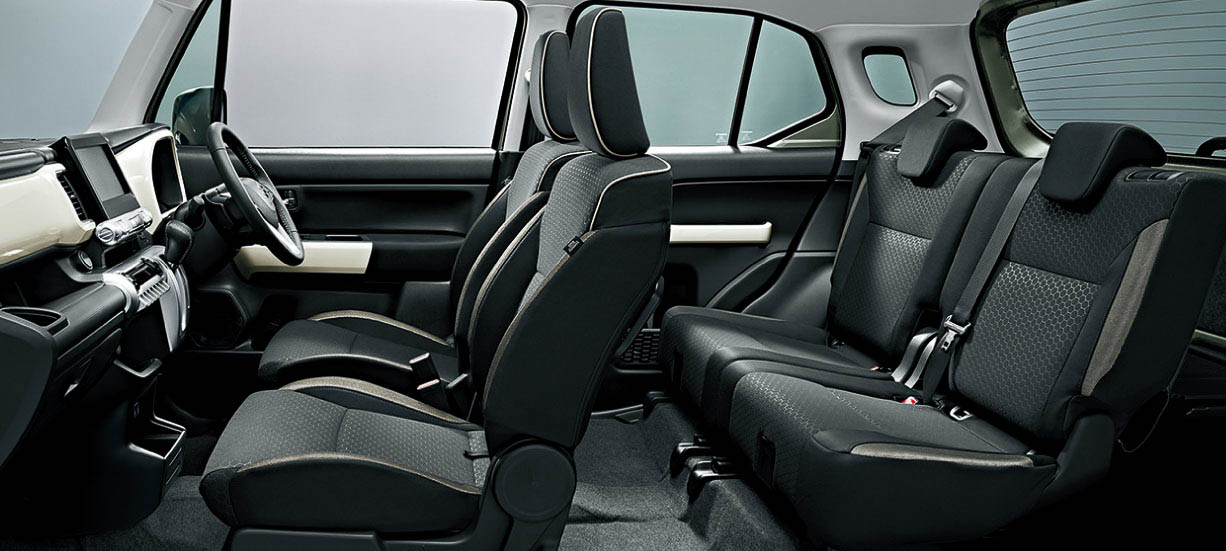 クロスビー HYBRID MZの内装