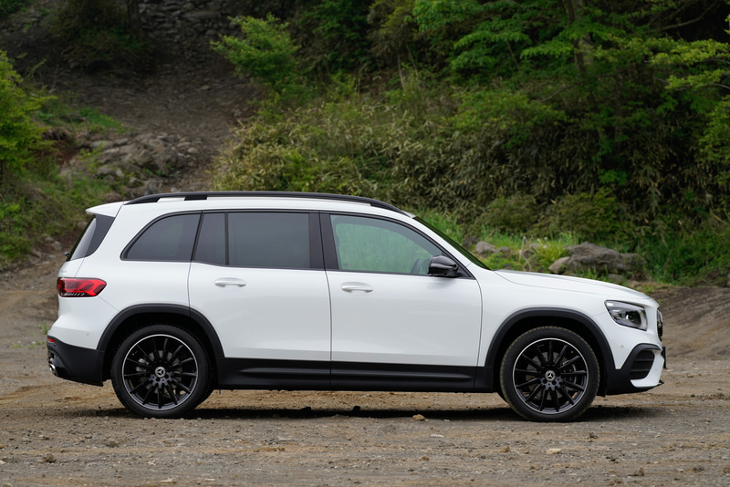 「GLB」のボディサイズは4650×1845×1700mm（全長×全幅×全高）、ホイールベースは2830mm