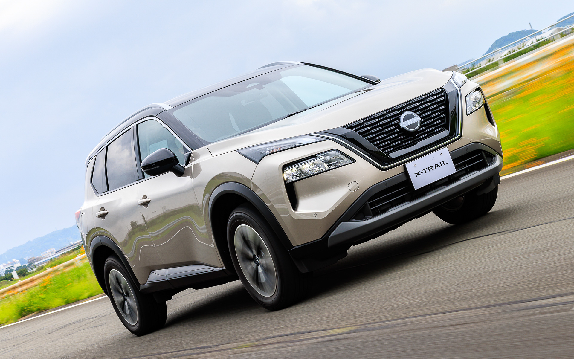 新型エクストレイルに初試乗