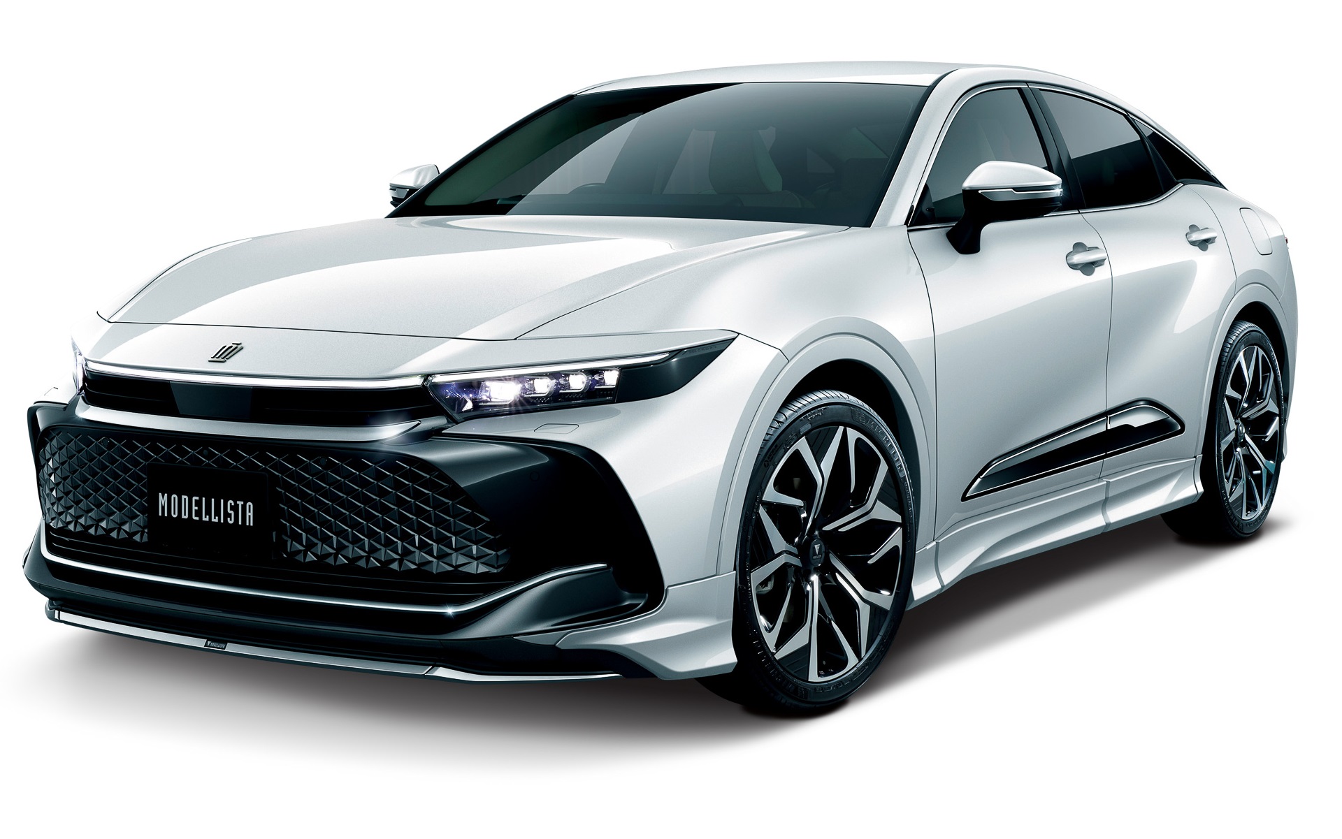 モデリスタが新型クラウンのクロスオーバーモデルに品格を与えるエアロパーツなどを公開した